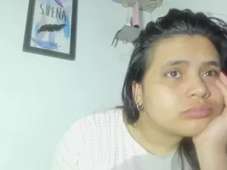 MaddieWillow's Live Sex Cam Show