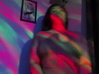 MaddieWillow's Live Sex Cam Show