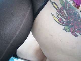 Hd, Tittyfuck, Tattoos, Striptease, Sex toys, Orgasm, No smoking, No drinki..., vibrator 15