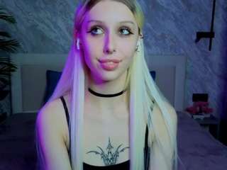 petulaheaps Live Webcam on CamSoda