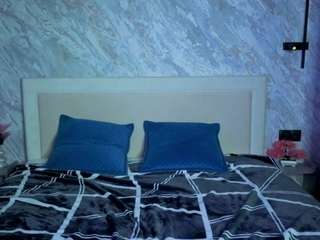 petulaheaps webcam