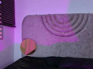 samy-grey01 Live Webcam on CamSoda