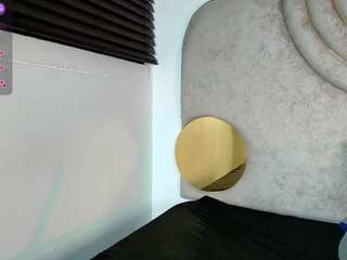 samy-grey01 Live Webcam on CamSoda