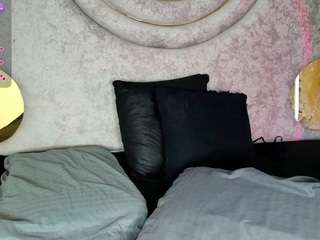 samy-grey01 Live Webcam on CamSoda