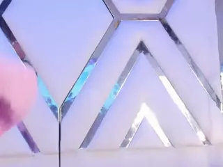 SoojinSnow's Live Sex Cam Show