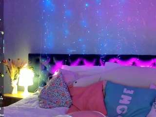 adelle-arcane webcam
