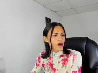 aisha-rx Live Webcam on CamSoda