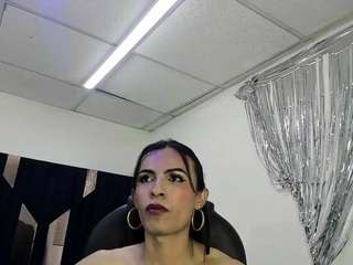 Aisha-rx's cam show statistics and live stream