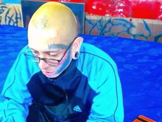 damian77dam Live Webcam on {site_name}