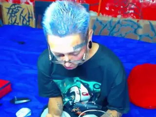 damian77Dam's Live Sex Cam Show