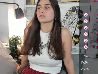 FalineHawkinson's Live Sex Cam Show