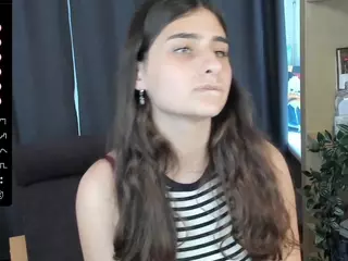 FalineHawkinson's Live Sex Cam Show