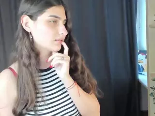 FalineHawkinson's Live Sex Cam Show