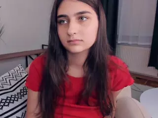FalineHawkinson's Live Sex Cam Show