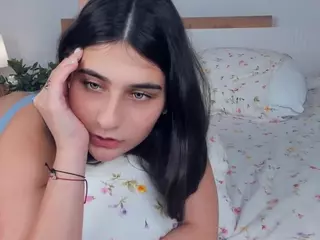 FalineHawkinson's Live Sex Cam Show