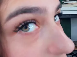 FalineHawkinson's Live Sex Cam Show
