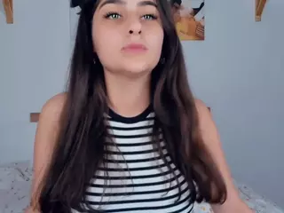 FalineHawkinson's Live Sex Cam Show