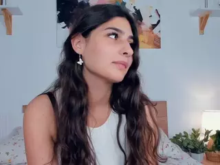 FalineHawkinson's Live Sex Cam Show