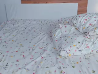 FalineHawkinson's Live Sex Cam Show