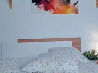 FalineHawkinson's Live Sex Cam Show