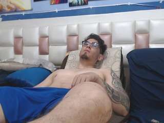 leoandkali Live Webcam on CamSoda