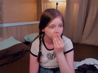 MariamBucker's Live Sex Cam Show