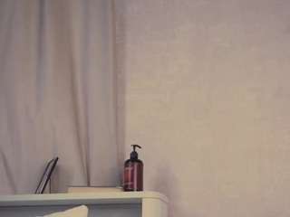 MoireFulford live webcam show