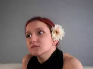 MoireFulford's Live Sex Cam Show