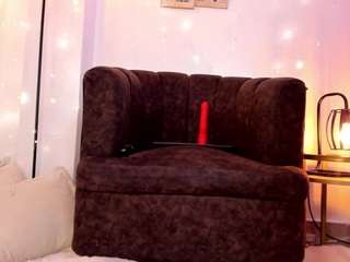 mysticarito's CamSoda show and profile