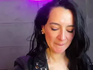 mysticarito's Live Sex Cam Show