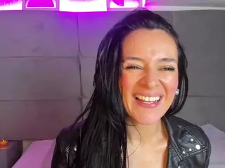 mysticarito's Live Sex Cam Show