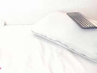 natasha-swam's CamSoda show and profile