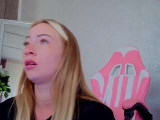 reina-cummingss - Live Cam