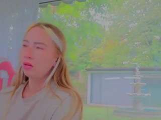  reina-cummingss chat room