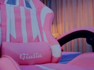 reina-cummingss Live Webcam on {site_name}