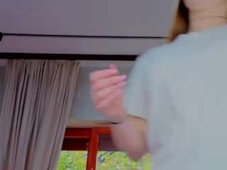  reina-cummingss chat room