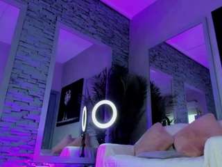 Reina-Cummingss live cam preview