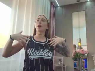 Reina-Cummingss's Live Sex Cam Show