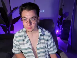 tylerberg's Live Sex Cam Show