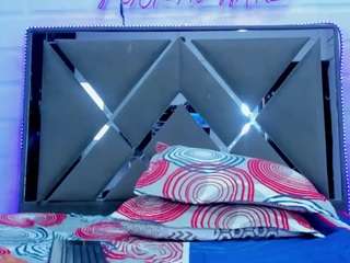 Live webcam model valentina-sex18 on Soda Cams