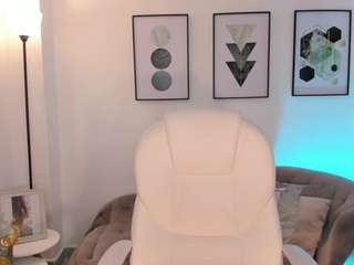 beverly-johnson Live Webcam on CamSoda