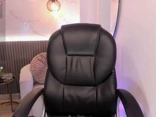 beverly-johnson live webcam show