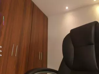 Beverly-johnson's Live Sex Cam Show