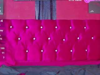 daliana-gounbolt Live Webcam on CamSoda
