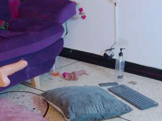 daliana-gounbolt Live Webcam on CamSoda