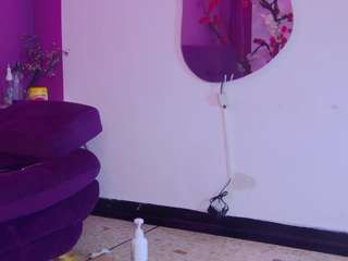 daliana-gounbolt Live Webcam on CamSoda