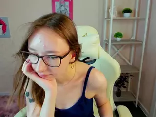 Michel1e's Live Sex Cam Show