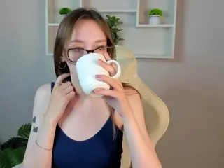 Michel1e's Live Sex Cam Show