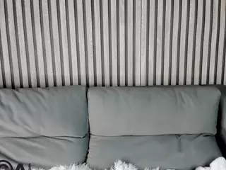 Michel1e's Live Sex Cam Show