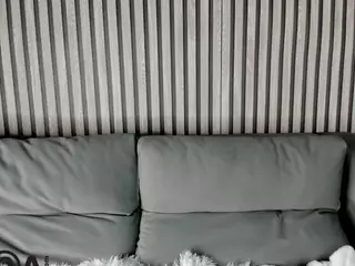 Michel1e's Live Sex Cam Show